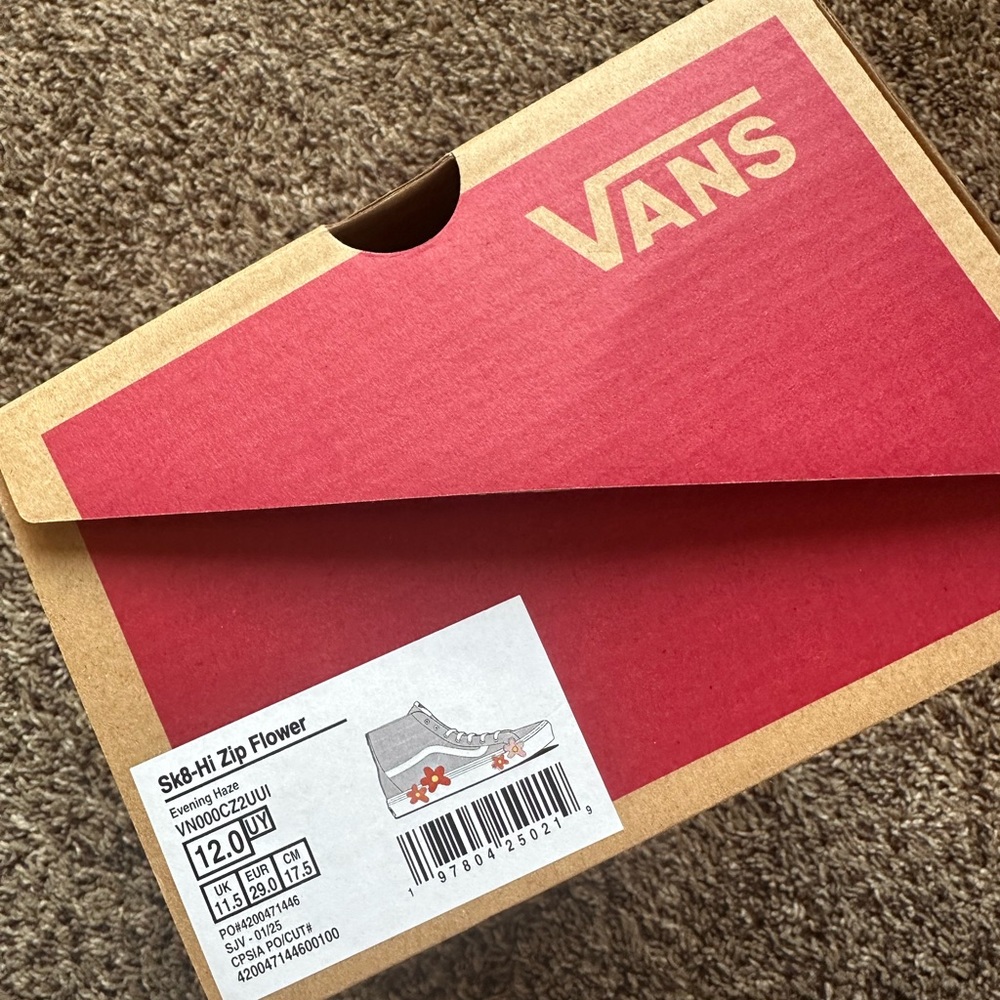 Vans Sk8-Hi Zip Flower Sneakers in Red and Tan - Picture 5 of 6